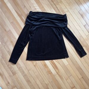 Lilly Pulitzer Elegant Black Off-Shoulder Top